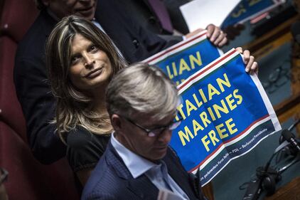 Marò, protesta di Forza Italia 1