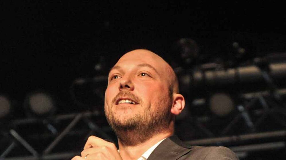 «Ora chiederò in aula che tutti rinuncino alla doppia indennità»