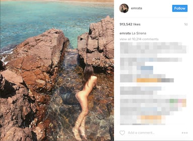 Emily Ratajkowski, nudo totale al mare 2