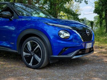 Nissan Jukel Hybrid prova su strada: guarda le foto 5