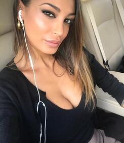 Cristina Buccino, la cena è sexy 7