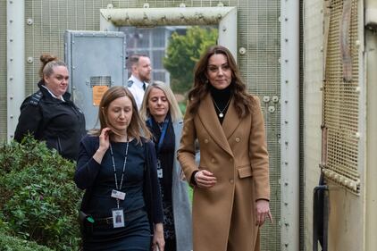 Kate Middleton tra i bambini, foto 3