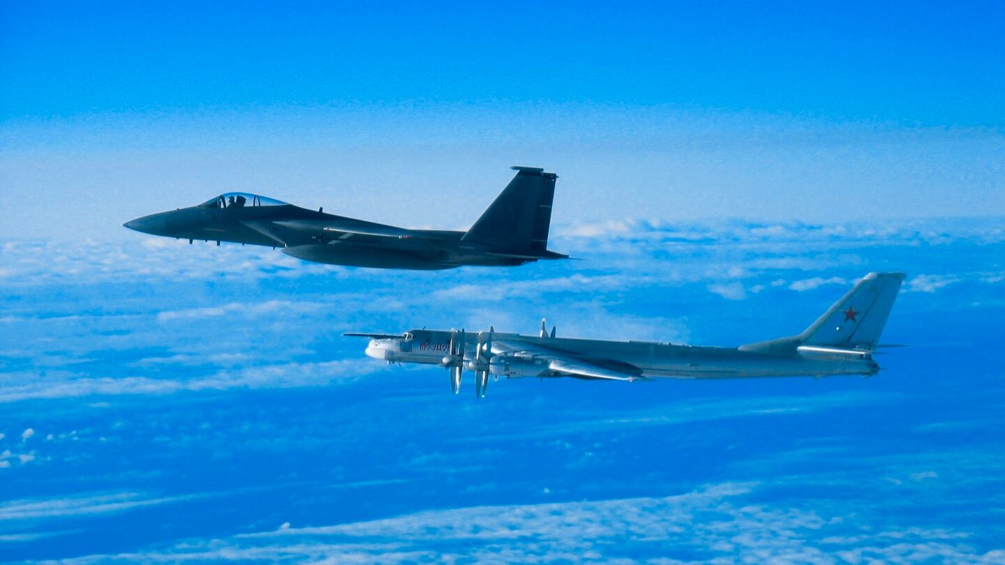 Trump rischia di spegnere i radar anti-missile: così gli Usa possono restare 'ciechi' agli attacchi dal Nord