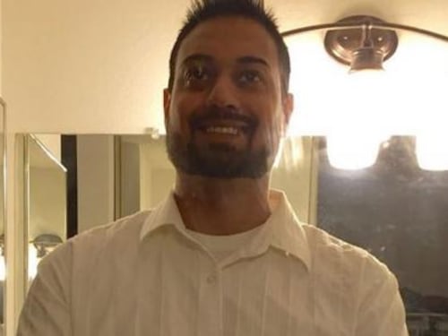 California, killer era stato in Arabia tornando con la moglie, conosciuta online