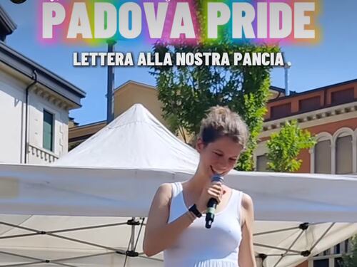 "Si nasce maschi o femmine". La replica della Lega ai fiocchi arcobaleno per la nascita di un bimbo