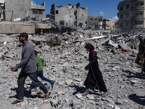 I tank tornano a Gaza. Ma Israele contesta Bibi
