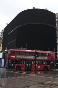 Londra, spenti per restyling i celebri schermi di Piccadilly Circus 9