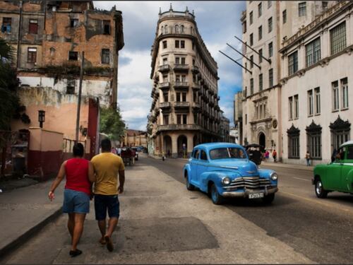 Steve McCurry usa Photoshop? L'errore in bella mostra a Torino