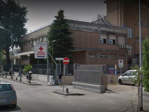 Giugliano,disturba in ospedale e aggredisce agenti: fermato straniero
