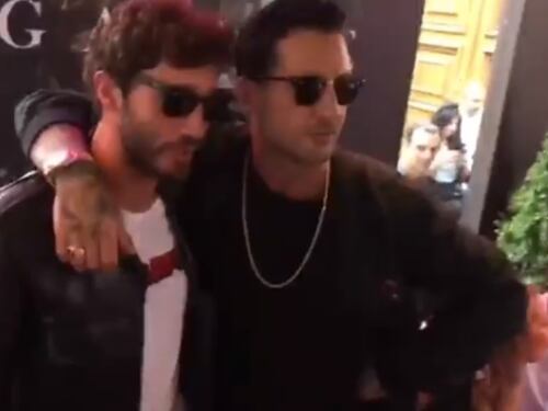 Fabrizio Corona e Stefano De Martino insieme: foto e abbracci al Pitti