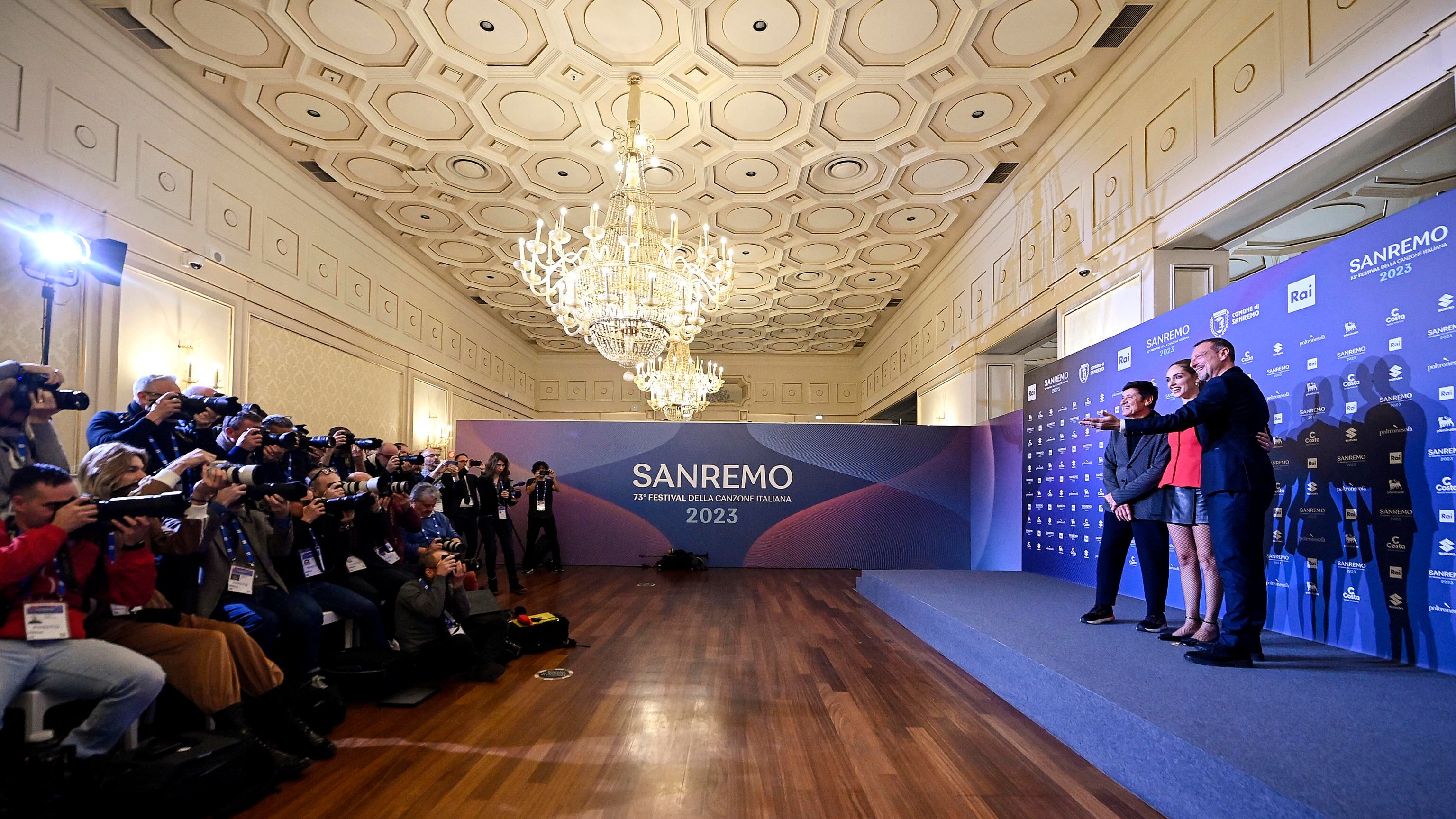 Benigni torna all'Ariston. E in prima fila ci sarà Mattarella