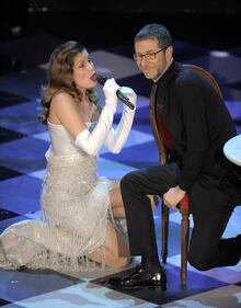 Laetitia Casta a Sanremo 15 anni dopo 15