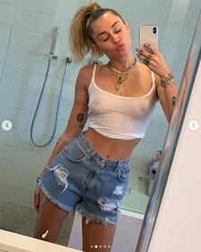 Miley Cyrus, le foto più sensuali 8