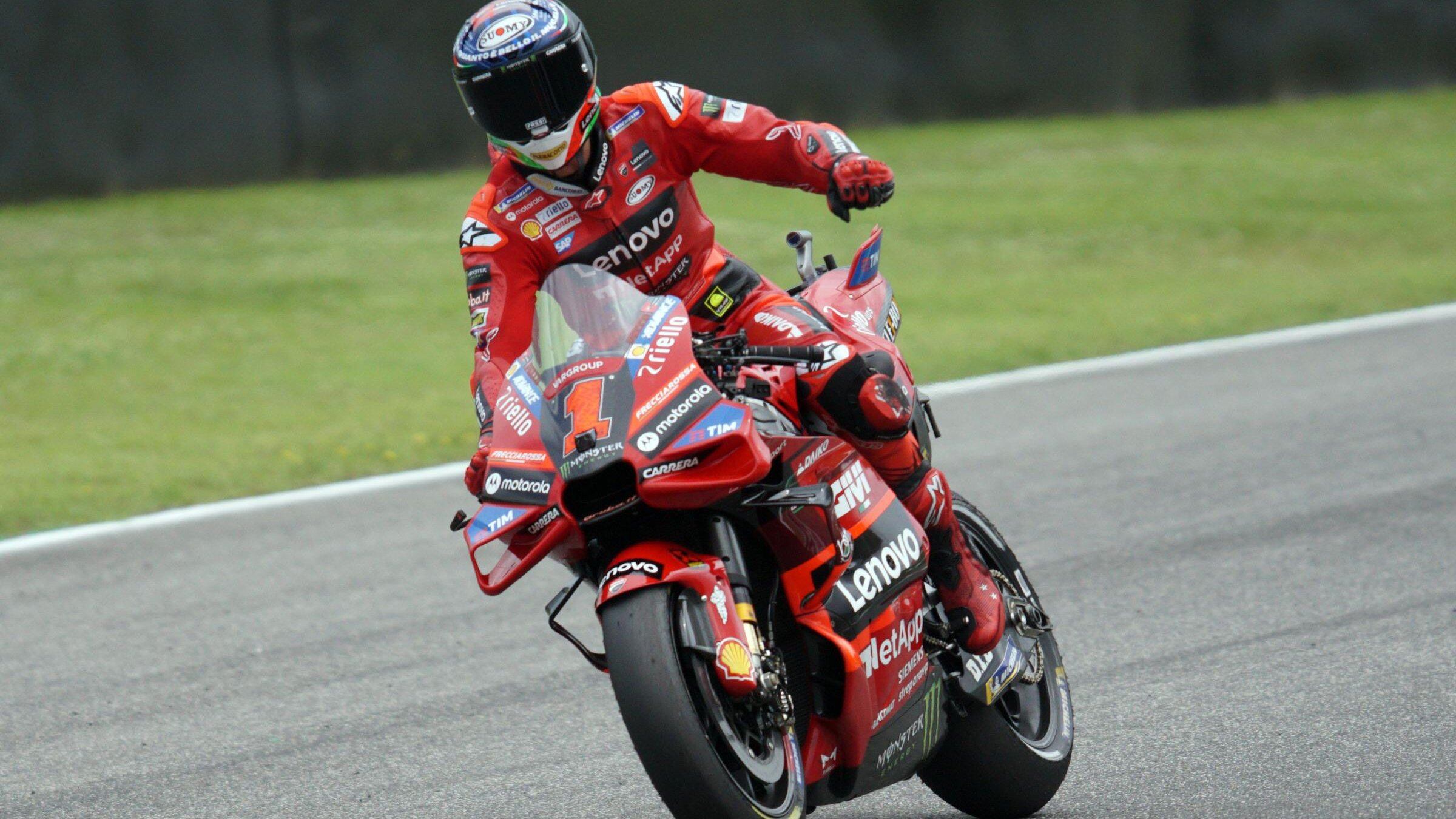 MotoGp Mugello, a Bagnaia la sprint race. Dominio Ducati: cinque su cinque