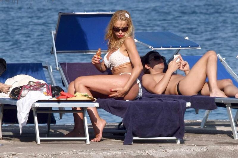 Valeria Marini e Pamela Prati, le foto 3