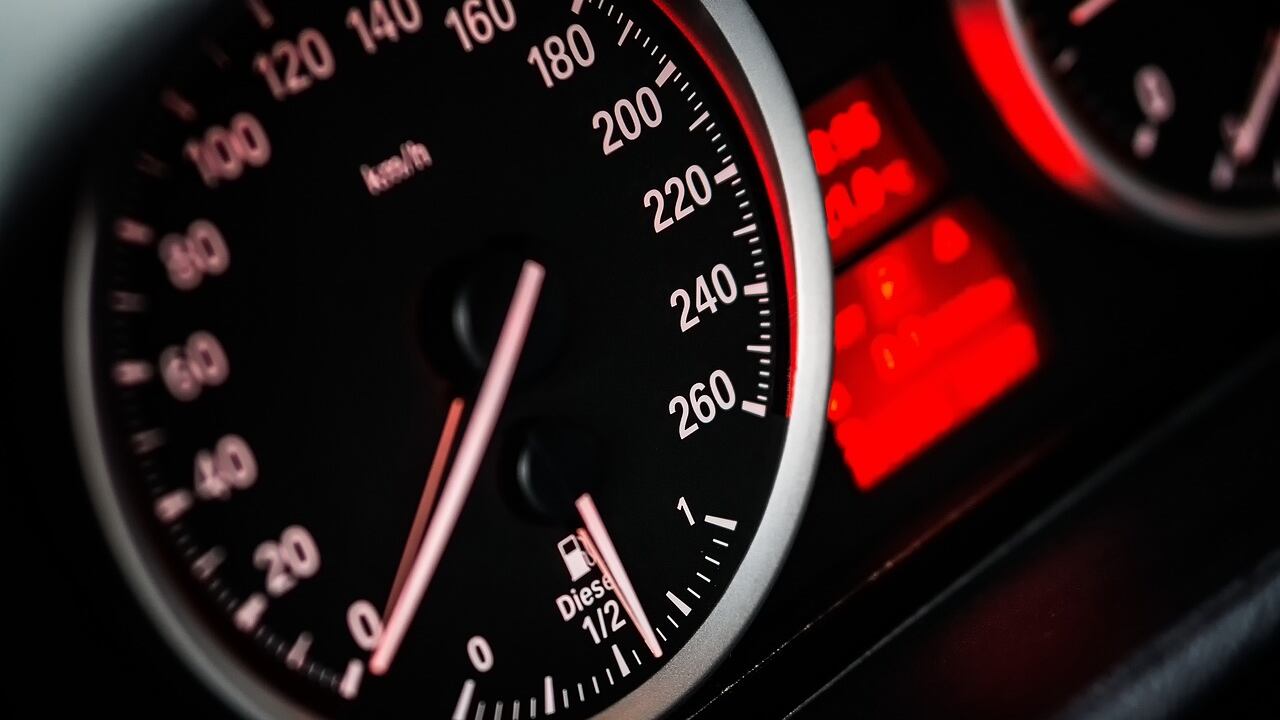 Scadenze, costi, esenzioni: ecco come cambia il bollo auto
