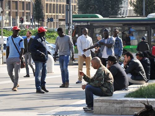 Rimpatriati (con scorta) 4 volte: immigrati trovati ancora in Italia