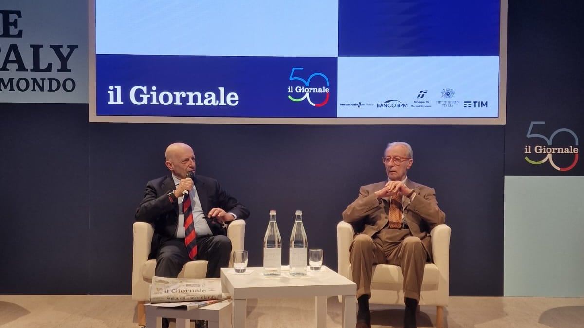 "Da Montanelli a Berlusconi". Vittorio Feltri si racconta