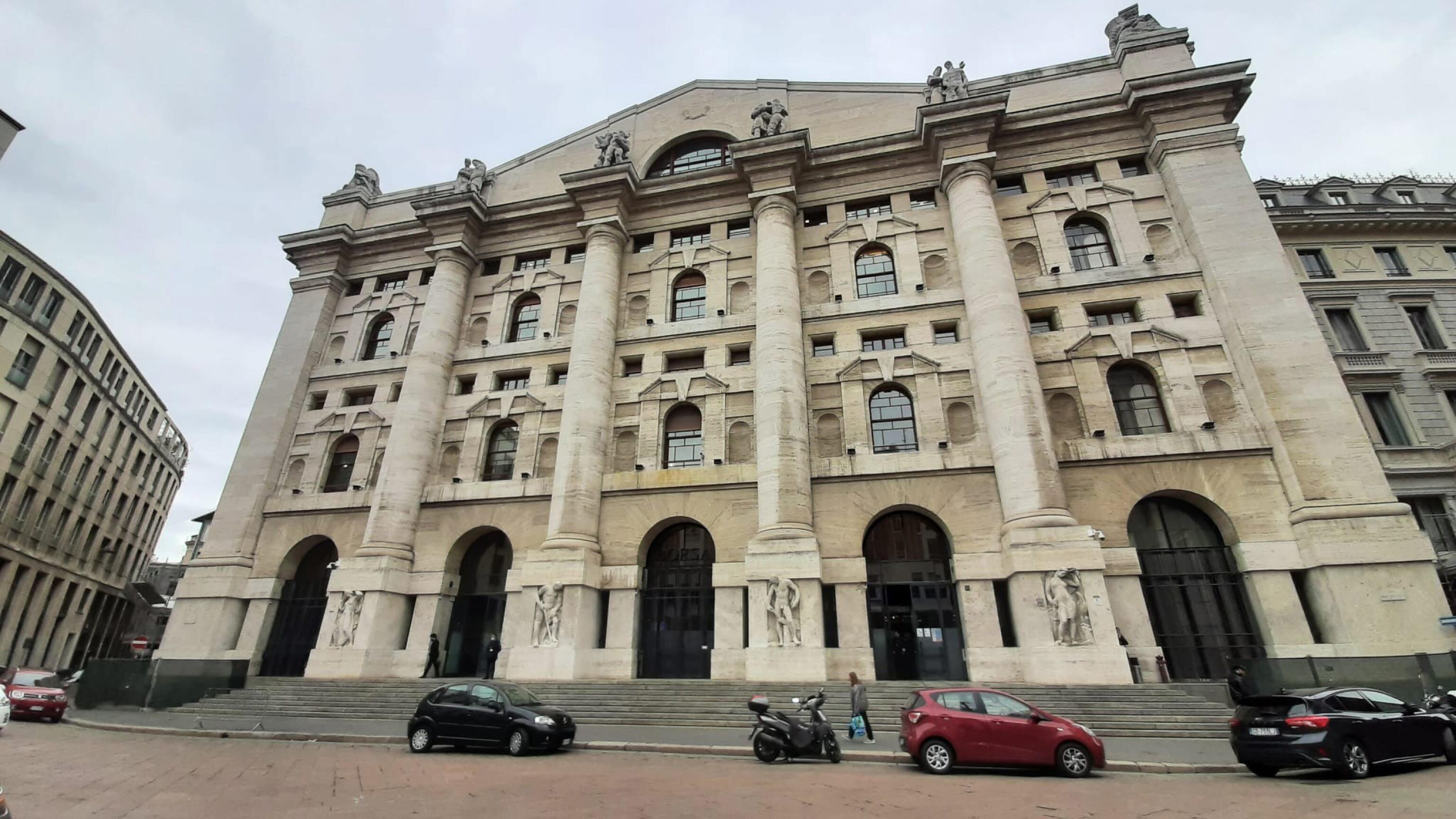 Borsa, come cambia il mercato delle società quotate