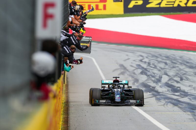 Hamilton trionfa nel Gp di Stiria 1