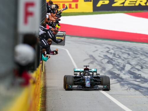 Hamilton trionfa nel Gp di Stiria