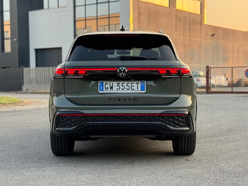 Volkswagen Tiguan eHybrid: guarda la gallery del nuovo SUV ibrido 6