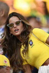 Brasile e calcio, ecco le wags più sexy 4