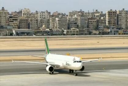 Papa Francesco arriva al Cairo 1