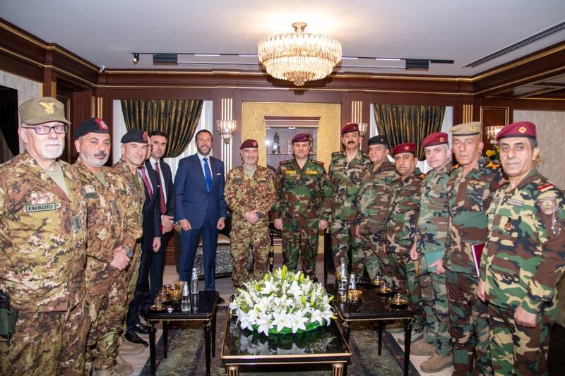 Generale Iannucci, il saluto ai contingenti nazionali in Kuwait e Iraq 4
