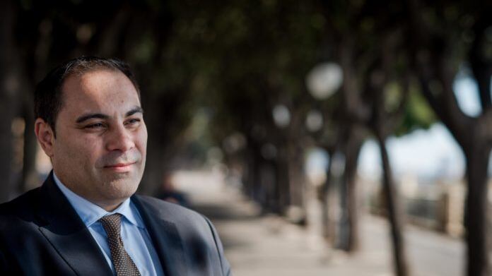 Flop alle provinciali: si dimette il sindaco di Taranto