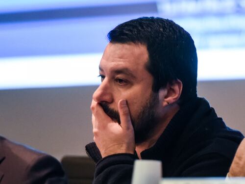 Salvini: "Grato a Berlusconi, ma Forza Italia cambi classe dirigente"