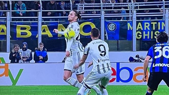 Le solite sviste da Var. Ma Inzaghi alla Mou non nasconde gli errori