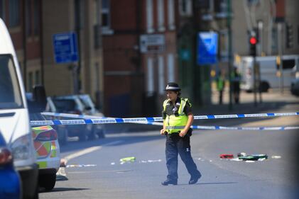 Orrore a Nottingham, tre persone accoltellate a morte: le immagini  2