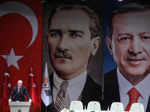 Tv e giornali in Turchia venduti al gruppo vicino a Erdogan