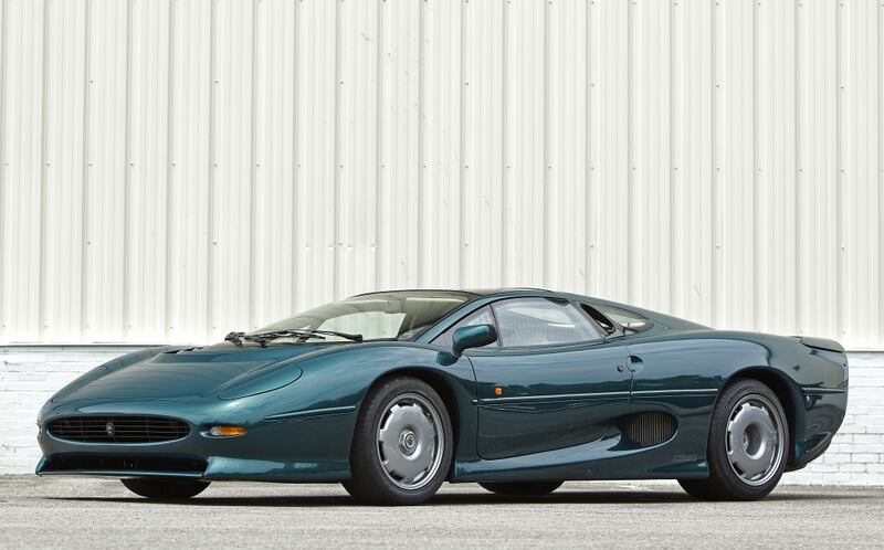 Jaguar XJ220, guarda la gallery 12
