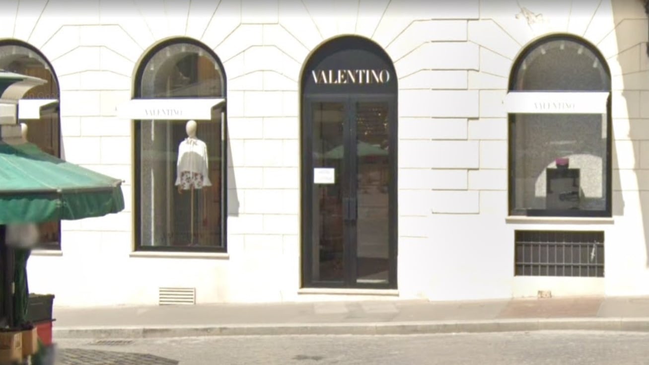 Roma, colpo da Valentino. Portate via borse dal valore di 140mila euro