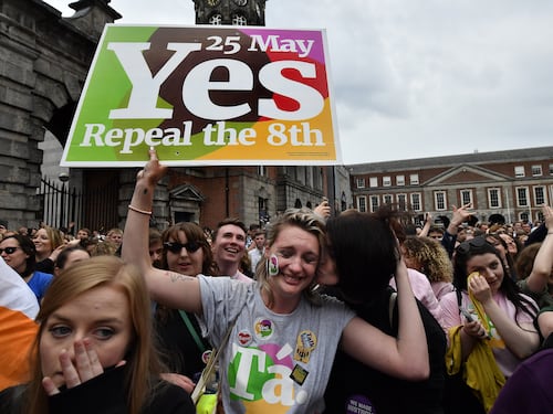 Il futuro della May passa dall'Irlanda