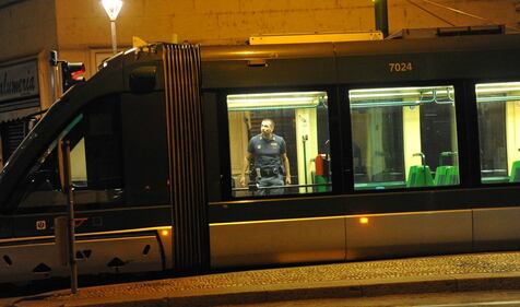 Agguato sul tram 15 a Milano 5