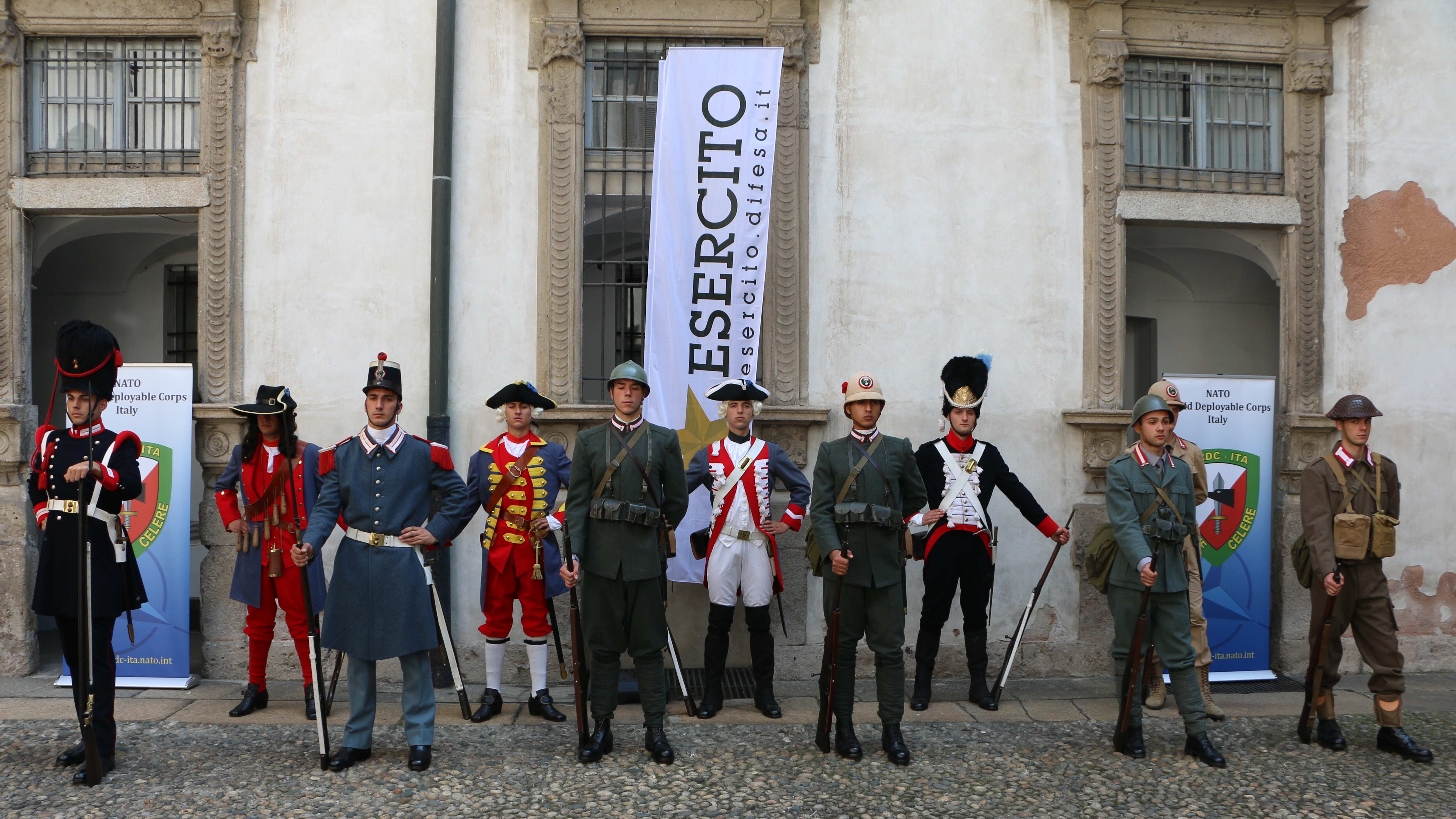 Tanti auguri Esercito: a Palazzo Cusani le uniformi storiche