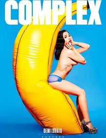 Demi Lovato, topless per Complex Magazine 2