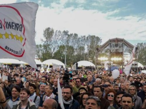 Firme false M5s, a Palermo la Digos sente 400 persone