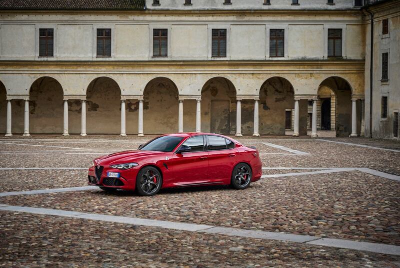 Nuova Alfa Romeo Giulia Quadrifoglio 2023: guarda la gallery della super berlina italiana 7