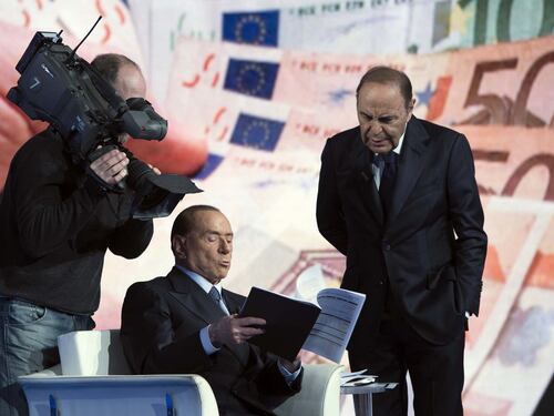 Flat tax, il piano di Berlusconi: "Così farò ripartire l'economia"