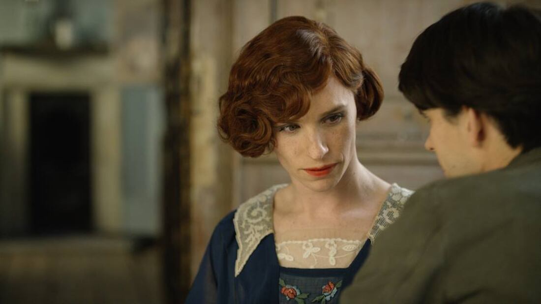 "The Danish Girl", un film sull'amore più che sul primo transgender