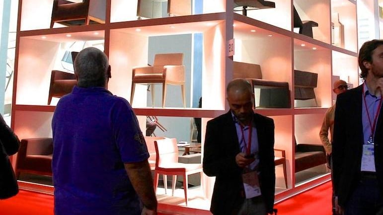 «È il più bel made in Italy» E Maroni attacca Renzi