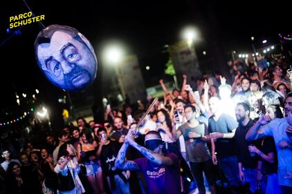 Pignatta con la testa di Salvini 2