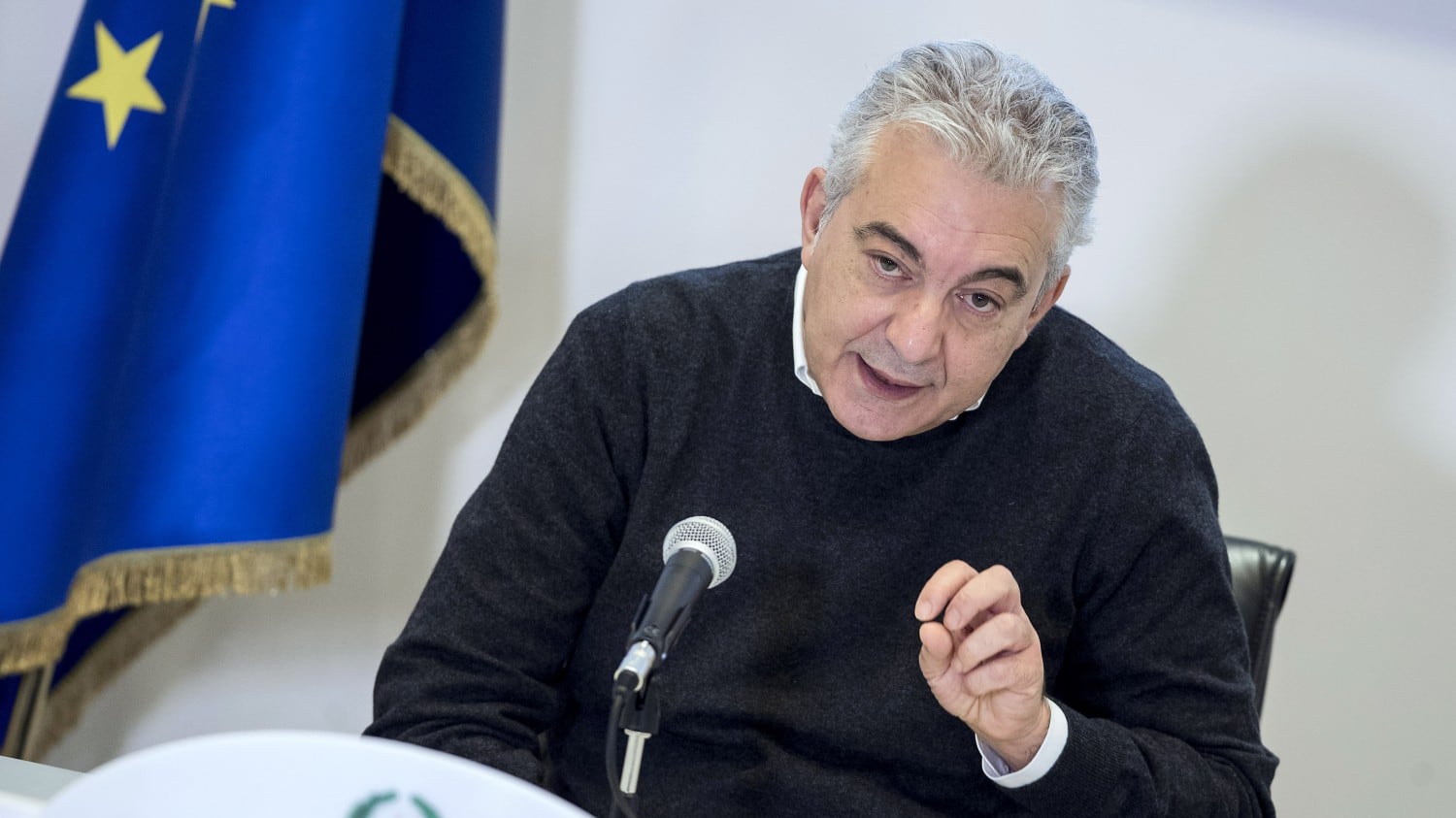 Ora anche Travaglio si accorge delle bufale sui ritardi nei vaccini