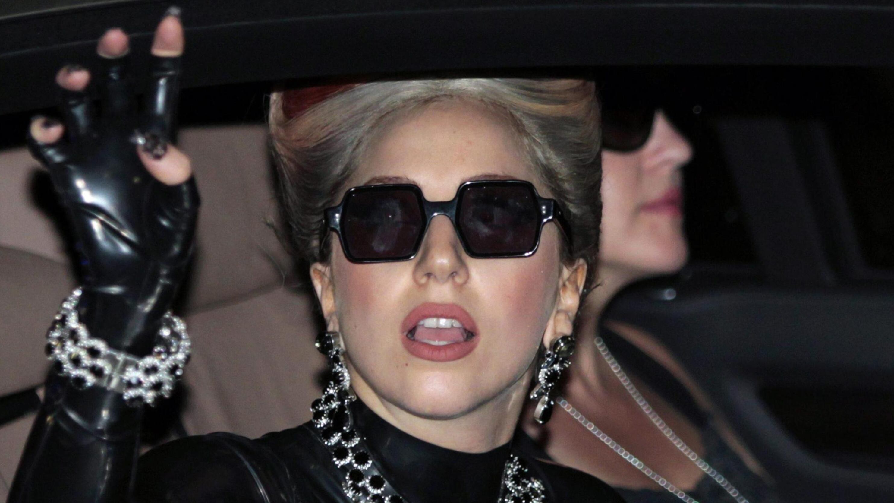 Lady Gaga canterà nello spazio, la fantascienza diventa realtàNel 2015 a bordo di un'astronave