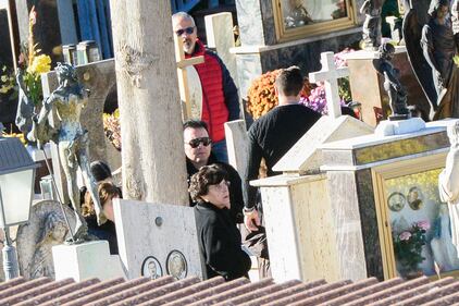 Riina sepolto al cimitero di Corleone 17