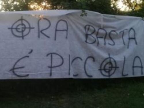 Icardi, striscione di minaccia da parte degli ultrà: "Milano è piccola"